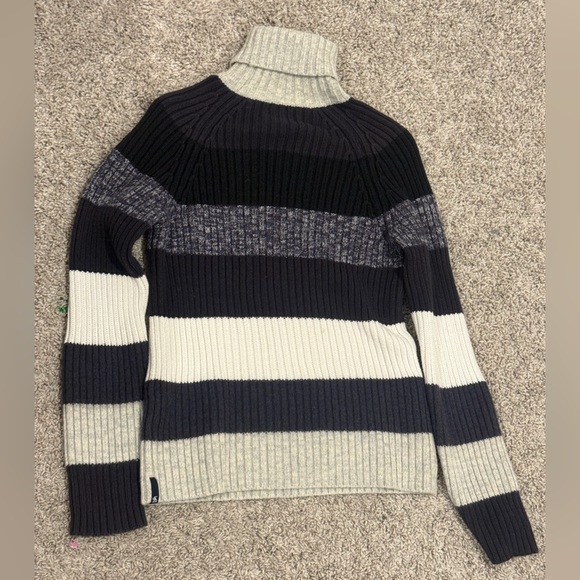 Calvin Klein Jeans Black and Gray Cowl Turtleneck Sweater - Picture 4 of 9